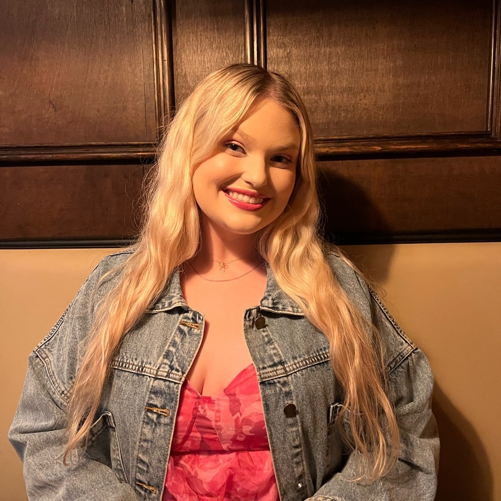 Meet your Posher, Carly